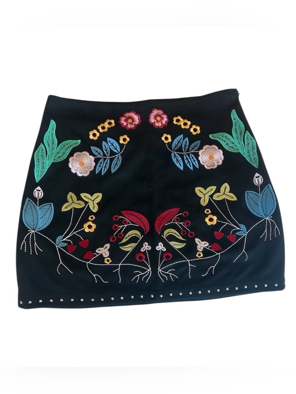 Gianni Bini Bree Shake It Up Faux Suede Boho Embroidered Studded Mini Skirt Sz S